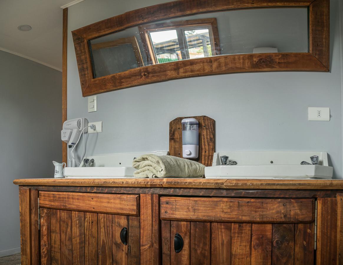 Puma House Hostel Пуерто Наталес Екстериор снимка